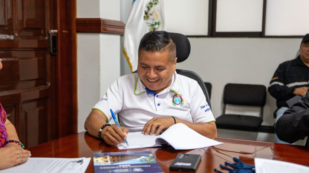 ¡16 Convenios firmados para el Desarrollo de Alta Verapaz!